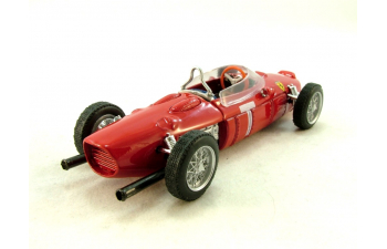 FIAT 642 Bartoletti & FERRARI 156 Muletto / T-car (1961) & 2 set di pneumatici / 2 tyres set, red