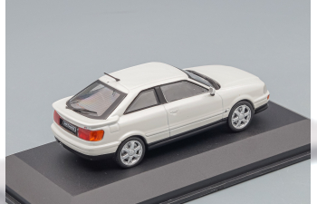 AUDI S2 Coupe (1992), white metallic