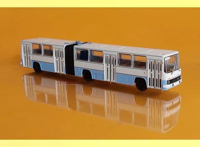 IKARUS 280.02 (1972), white/ light blue