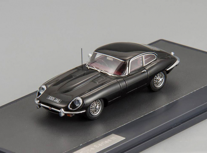 Jaguar E-Type SII Coupe (1970), black