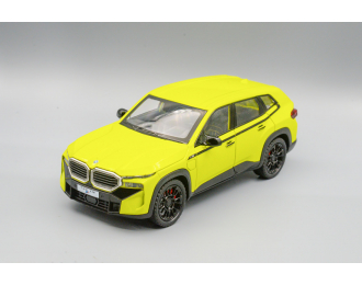 BMW THE XM зелёный, 21 см