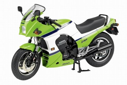 KAWASAKI GPZ900R 1984, green
