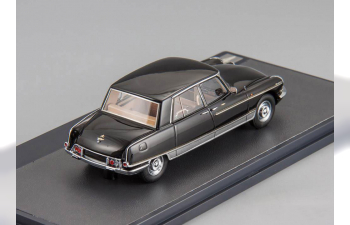 CITROEN DS Majesty Saloon 1966 by Henry Chapron, black