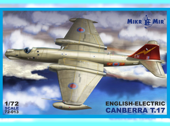 Сборная модель Самолет E.E.Canberra T.17