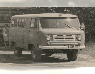 UAZ-450A - г. Ленинград - 1965 г. Кофе с молоком (пассажирская)