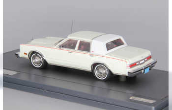 CHRYSLER Fifth Avenue (1984), white