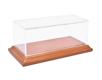 Бокс акриловый дла моделей прозрачная с подиумом из дерева липы