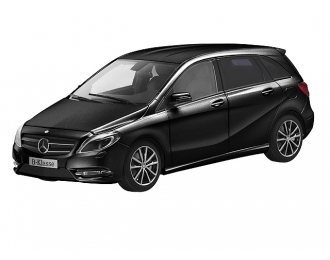 MERCEDES-BENZ B-Klasse W246 B180 (2011), black space