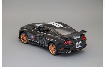 SHELBY Mustang GT500, чёрный