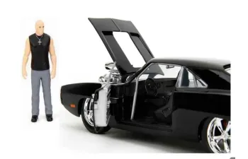 DODGE Charger R/T (1970) с фигуркой Доминик Торето, черный