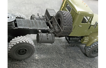 Держатель запасного колеса (ДЗК) Краз-255Б с перевернутым ящиком (ТММ, ПБУ)