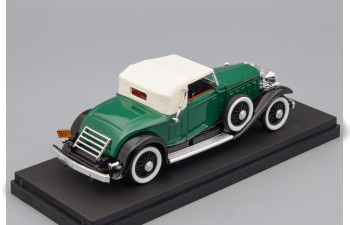 CADILLAC V 16 Cabriolet 1931, green