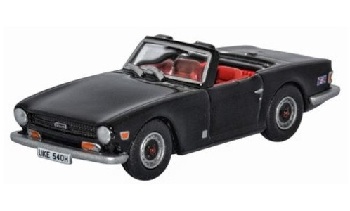 TRIUMPH TR6 (1969), black