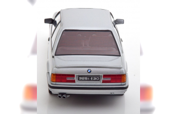 BMW 325i E30 (1987), silber