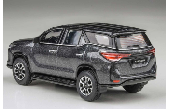 TOYOTA Fortuner LHD (2023), grey metallic