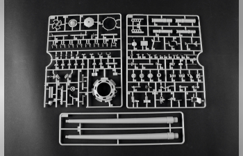 Сборная модель Немецкий танк Pz.Kpfw.VI Sd.Kfz.182 Tiger II (ранний выпуск Porsche Fgst.Nr.280009)