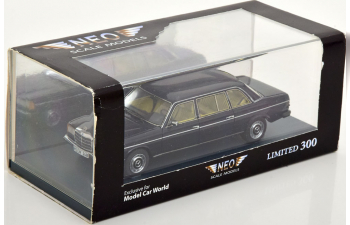 MERCEDES-BENZ V123 Saloon, dark blue