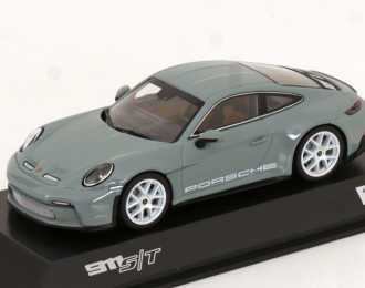 PORSCHE 911 992 S/t Coupe (2024), Light Green Met