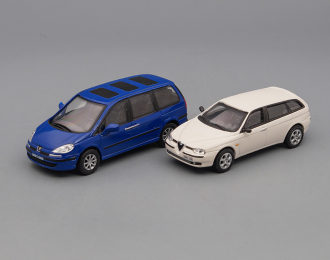 Набор из 2 моделей ALFA ROMEO 156, PEUGEOT 807, white / blue