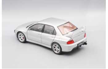 MITSUBISHI Lancer Evolution IX, серебристый, 20 см.