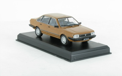 VOLKSWAGEN Santana (1981)