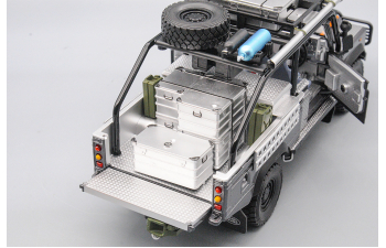 LAND ROVER DEFENDER серый, 22 см