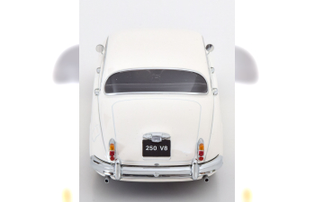 DAIMLER 250 V8 RHD (1962), white