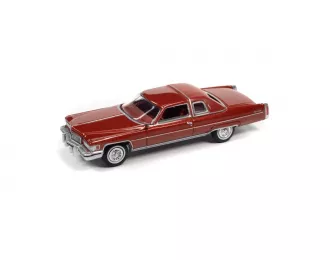 CADILLAC Coupe deVille (1975), red metallic