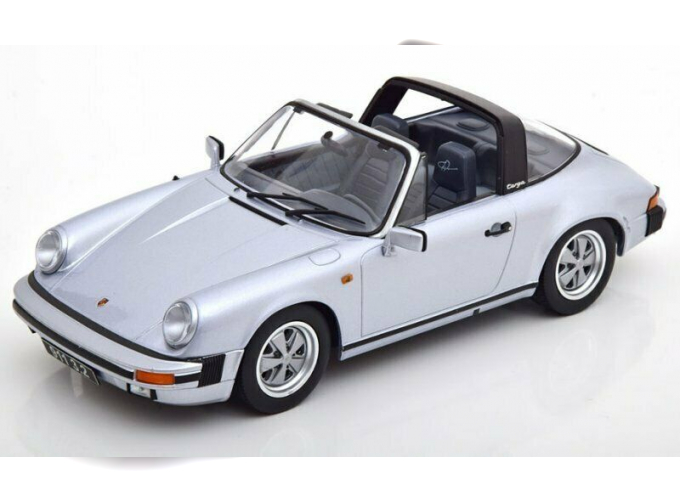 PORSCHE 911 3.2 Targa 1988, silver grey