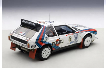 LANCIA Delta S4 "Martini" #5 Rally Winner Argentina (1986), biasion / siviero