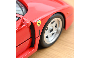 FERRARI F40 (1987), red