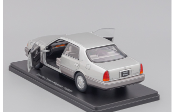 TOYOTA Crown Majesta (1995), silver