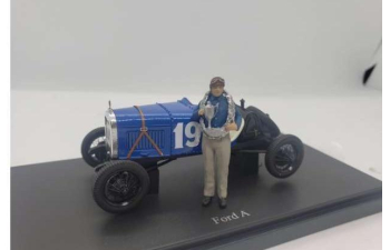 Фигурка Хуан Мануэль Фанхио с трофеем
