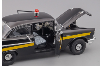 (Уценка!) CHEVROLET 150 Sedan (1957), schwarz