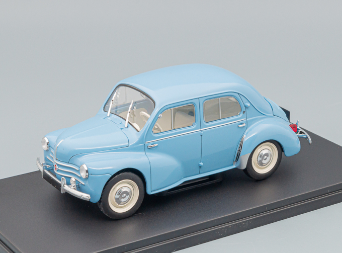 RENAULT 4CV, Auto Vintage, blue