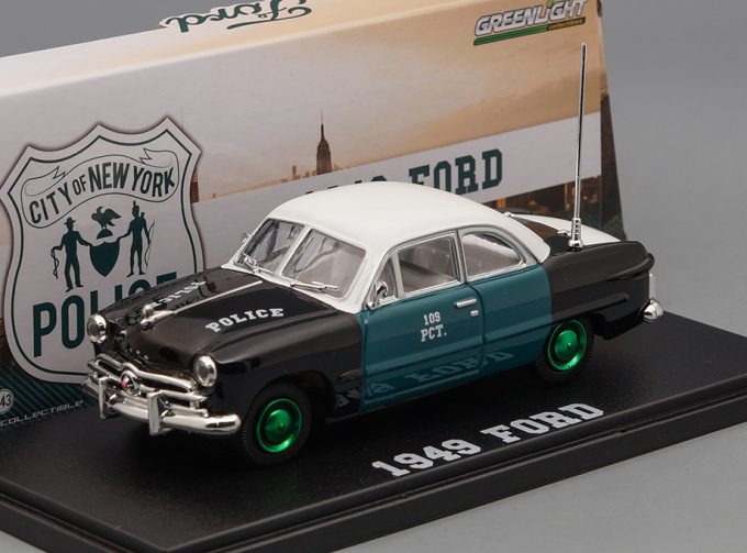 FORD Deluxe "New York City Police Department" (NYPD) 1949 (Greenlight!)