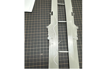 Маска окрасочная полосы белая виниловая плёнка 0,8 мм (лист 90х150)