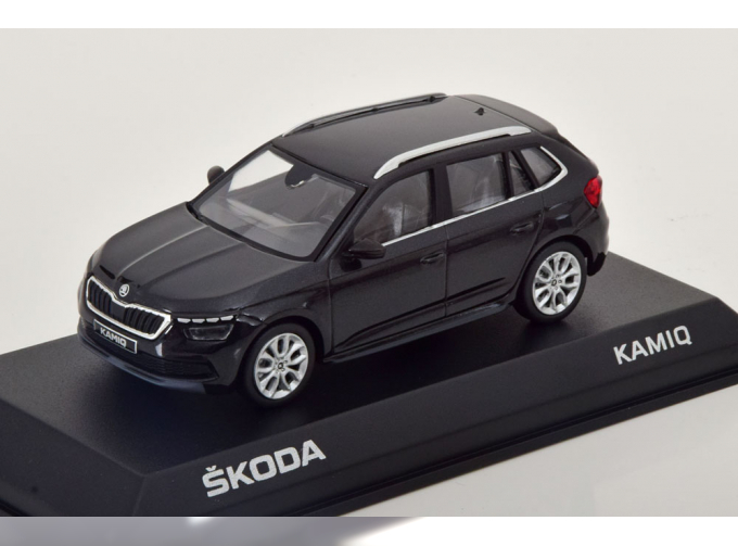 SKODA Kamiq, black