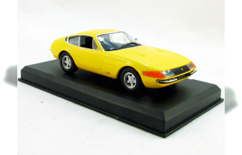 FERRARI 365 GTB/4 Daytona, yellow