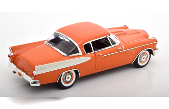 STUDEBAKER Golden Hawk (1957), hell-orange/beige