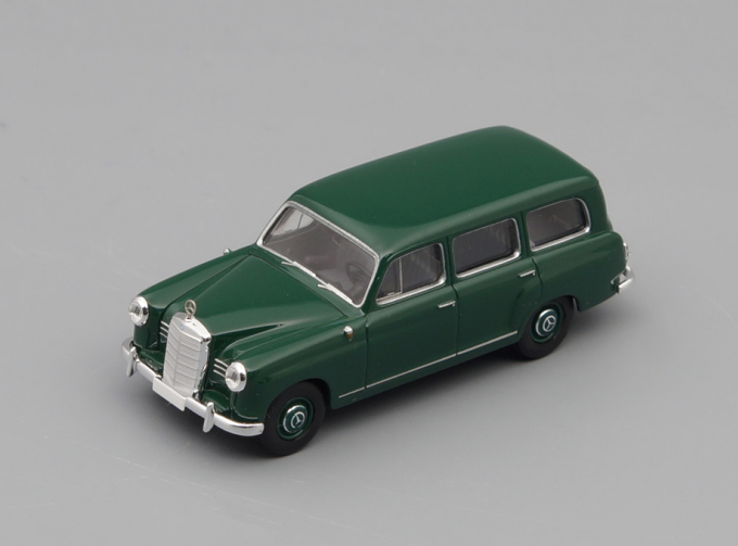 MERCEDES-BENZ 180, green