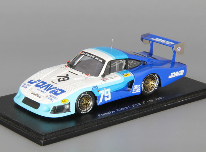 PORSCHE 935/81 #79 4th LM (1982), white / blue