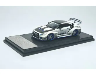 NISSAN LB GTR GT white/carbon roof