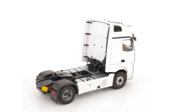 MERCEDES-BENZ Actros L Gigaspace 4x2, white