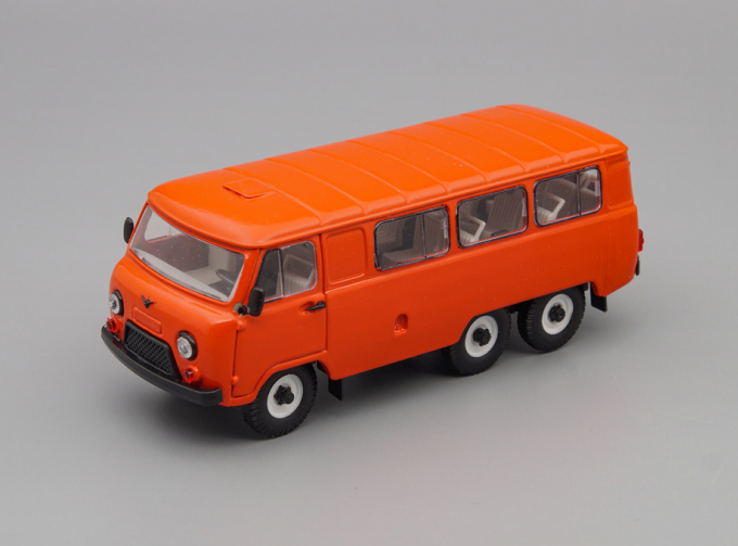 УАЗ-452К длинная база, оранжевый