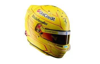 MINI HELMET Lewis Hamilton - Scuderia Ferrari HP 2026 Season, yellow