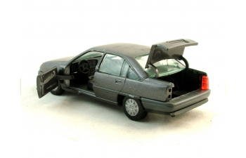 OPEL Omega 4-turing, серый металлик