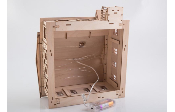 Сборная модель Сельский дом (клей в комплекте)