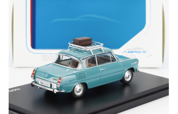 SKODA 1100 Mbx с багажником на крыше и чемоданом (1969), бирюзовый