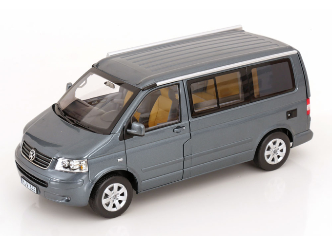 VOLKSWAGEN T5 Bus California (2003), grey metallic